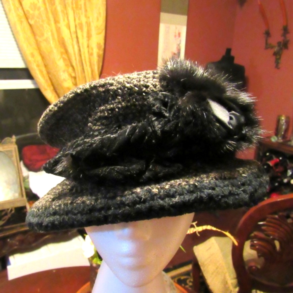🩶Vtg Mitchie's Luxury Mink-Velvet-Satin-Acrylic Charcoal Grey & Black Derby Hat